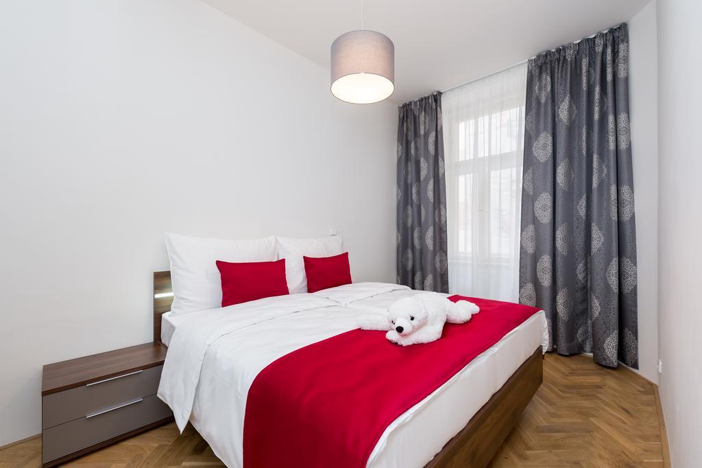 Love To Live Apartments Prague Exterior photo