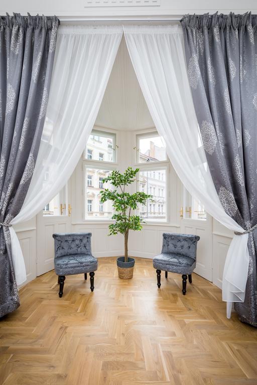 Love To Live Apartments Prague Exterior photo