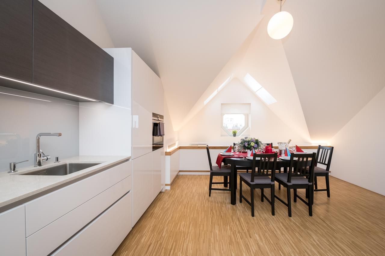 Love To Live Apartments Prague Exterior photo