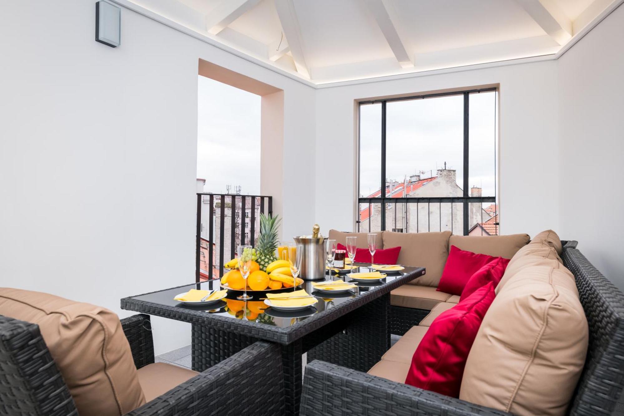 Love To Live Apartments Prague Exterior photo